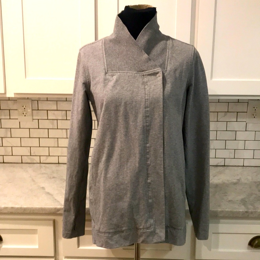 Lululemon Bell Wrap Jacket Womens 6 Gray Running Yoga Coat Athletic Minimalist